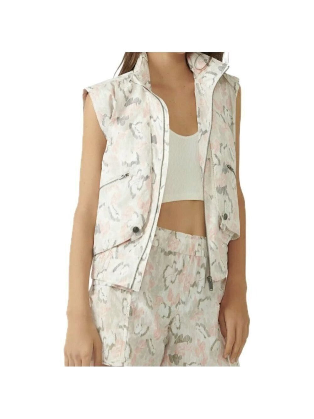 NWT FREE PEOPLE FP MOVEMENT CREAM & OLIVE CARGO UTILITY VEST OVERSIZED SZ M